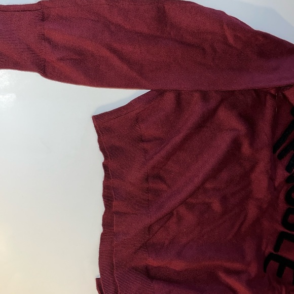 Sweater - Picture 4 of 5